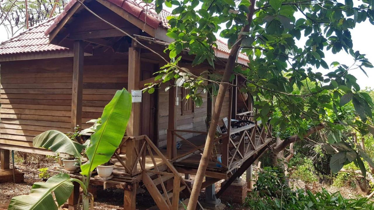 Banlung Nature House Eco-Lodge& Trekking מראה חיצוני תמונה