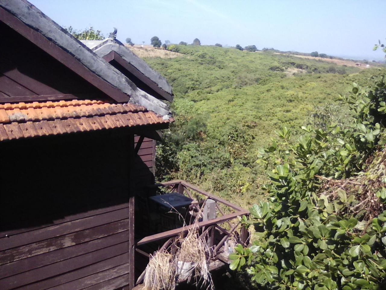 Banlung Nature House Eco-Lodge& Trekking מראה חיצוני תמונה
