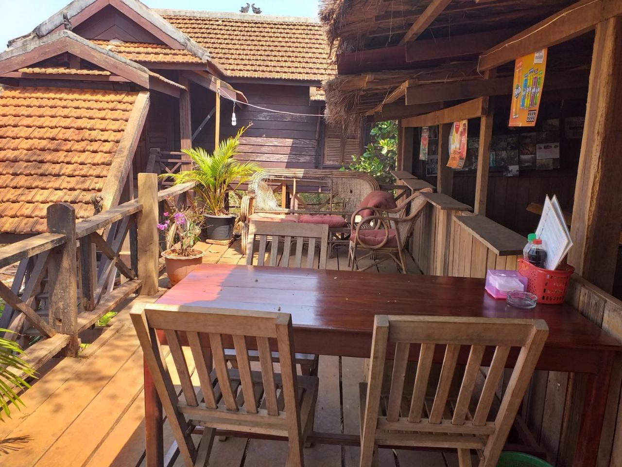 Banlung Nature House Eco-Lodge& Trekking מראה חיצוני תמונה